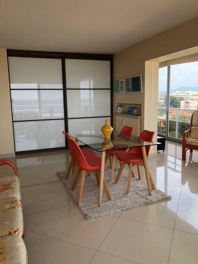 Le Fourneau beach Fréjus Extérieur photo